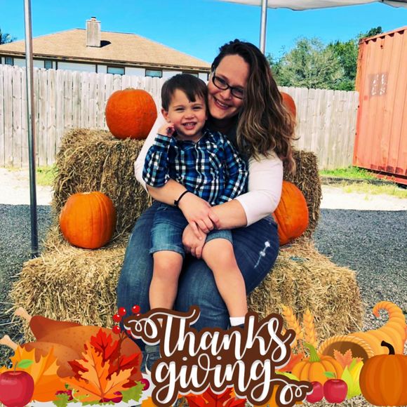 Meet your Posher, Carrie - Picture 1 of 1